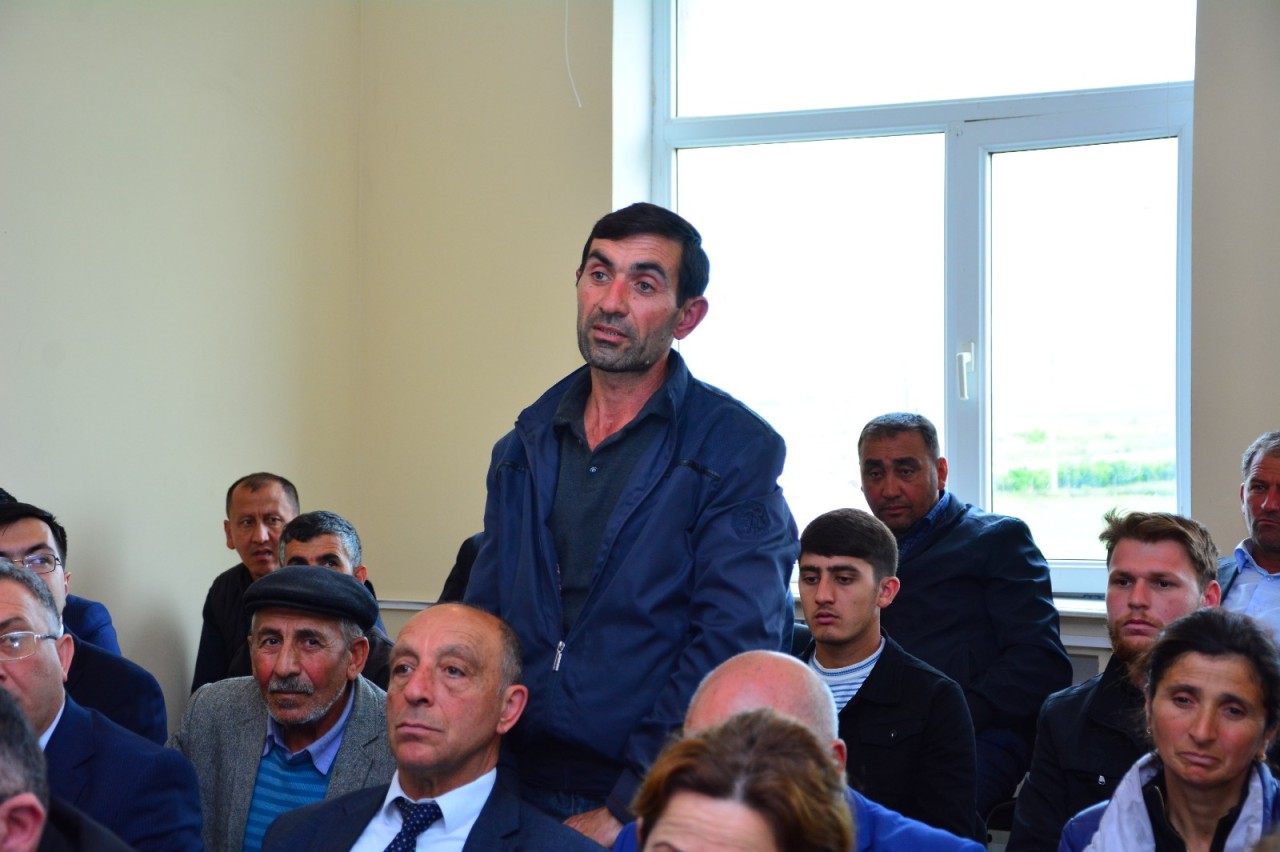 Ağstafanın icra başçısı səyyar qəbul keçirdi - FOTOLAR